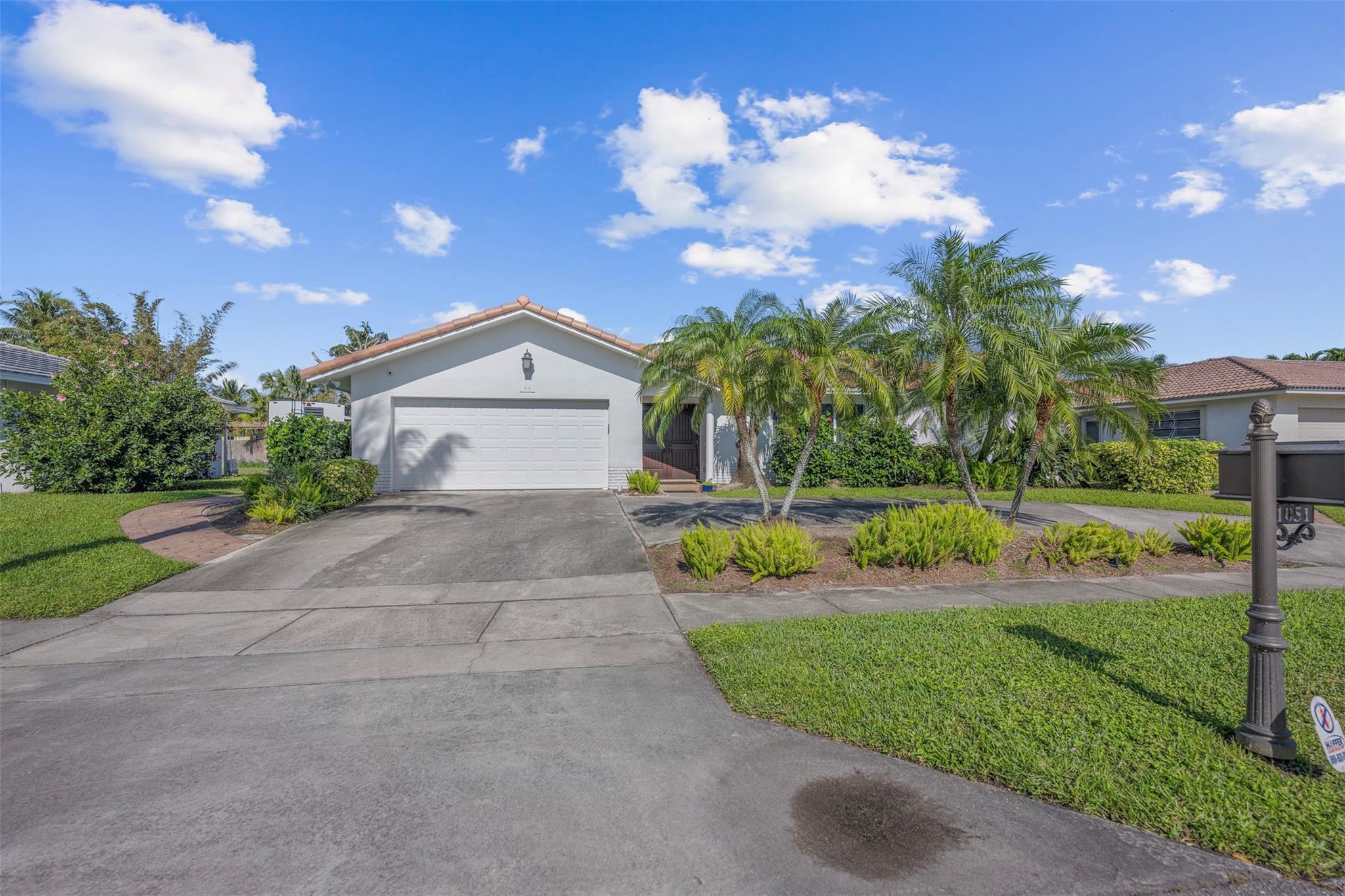 1051 NW 9th St