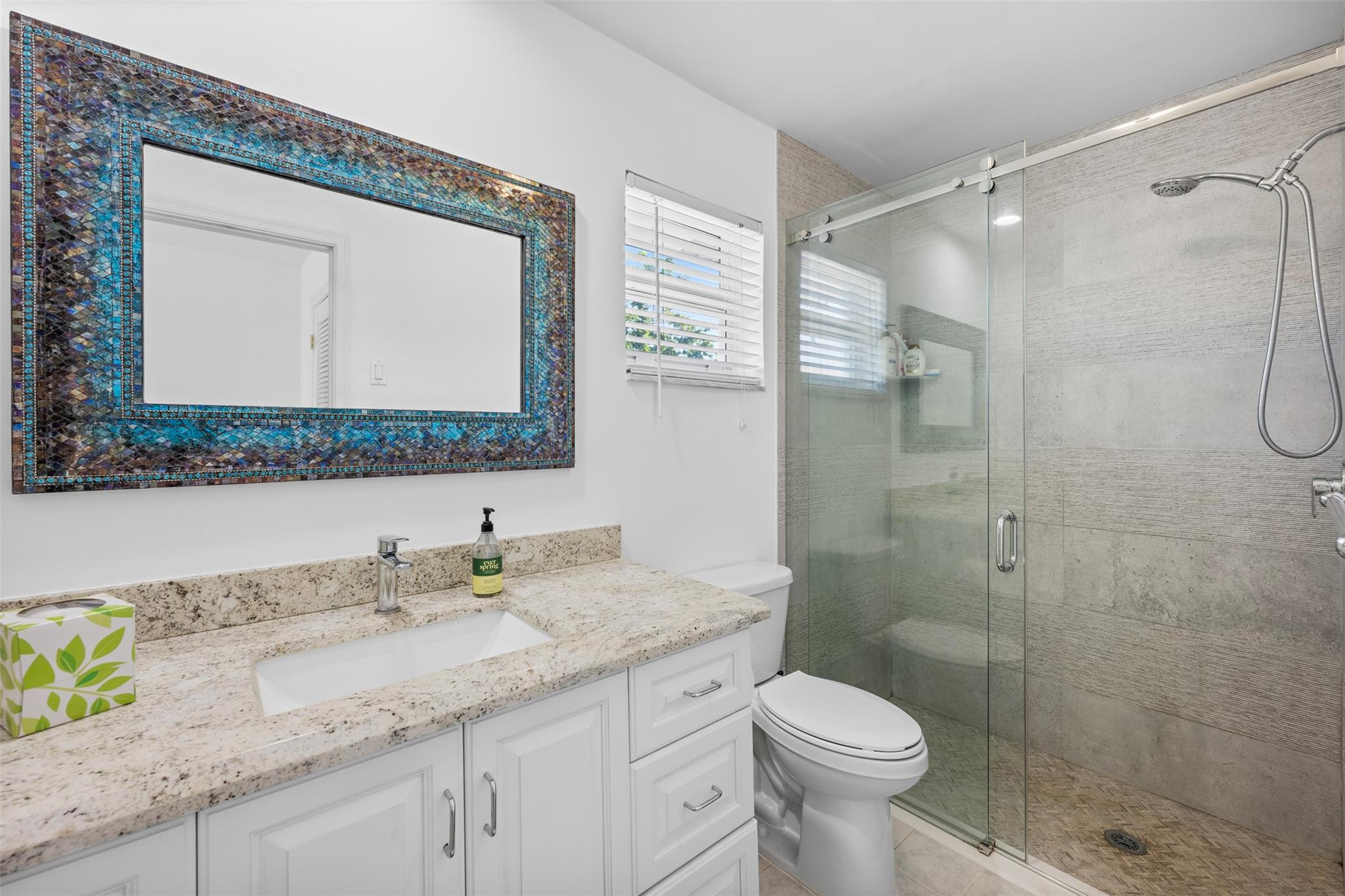 1051 NW 9th St