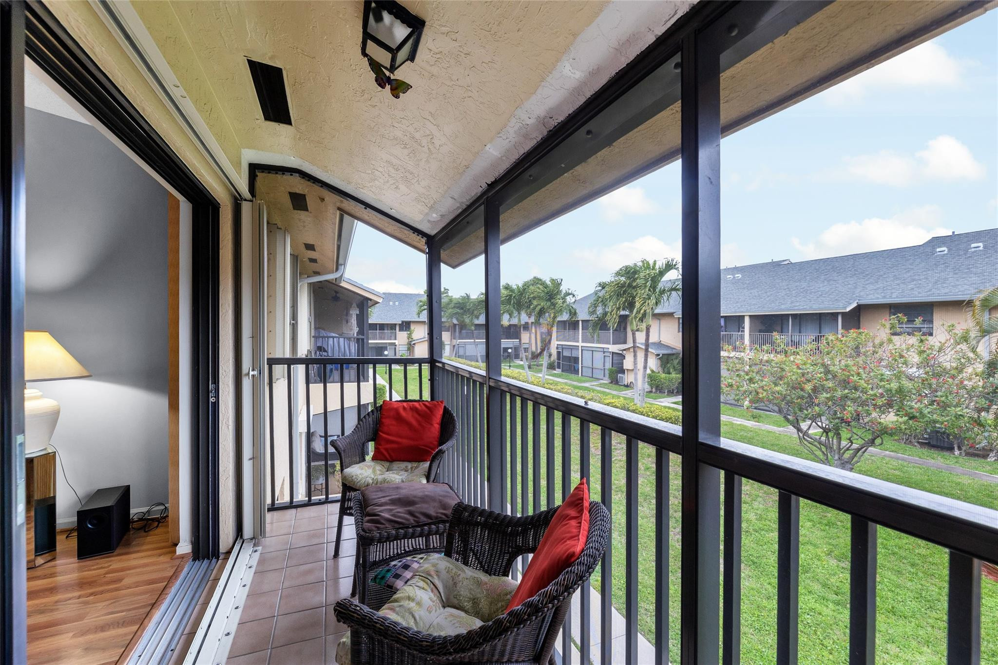 1001 SE 6th Ave #215C
