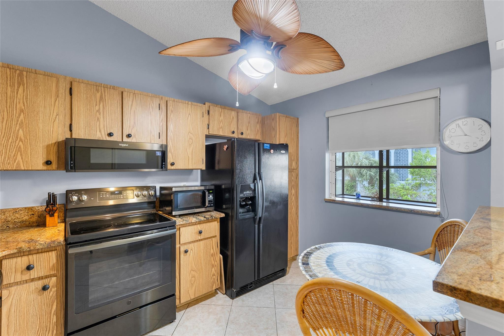 1001 SE 6th Ave #215C