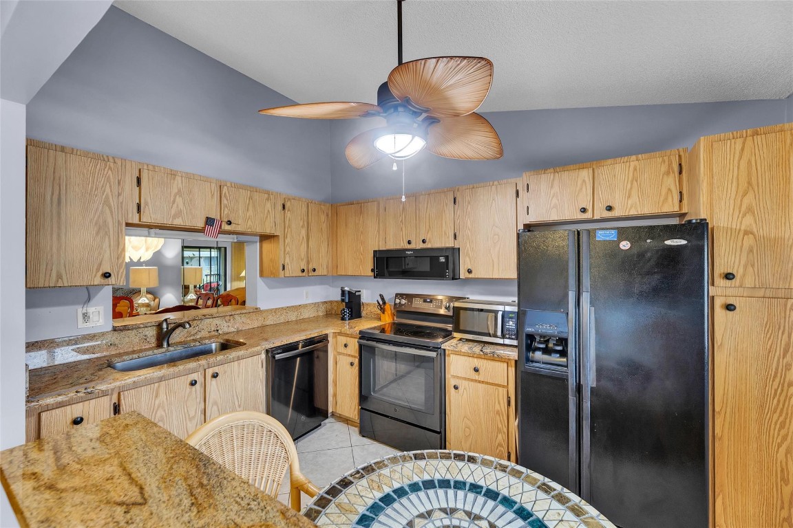 1001 SE 6th Ave 215C