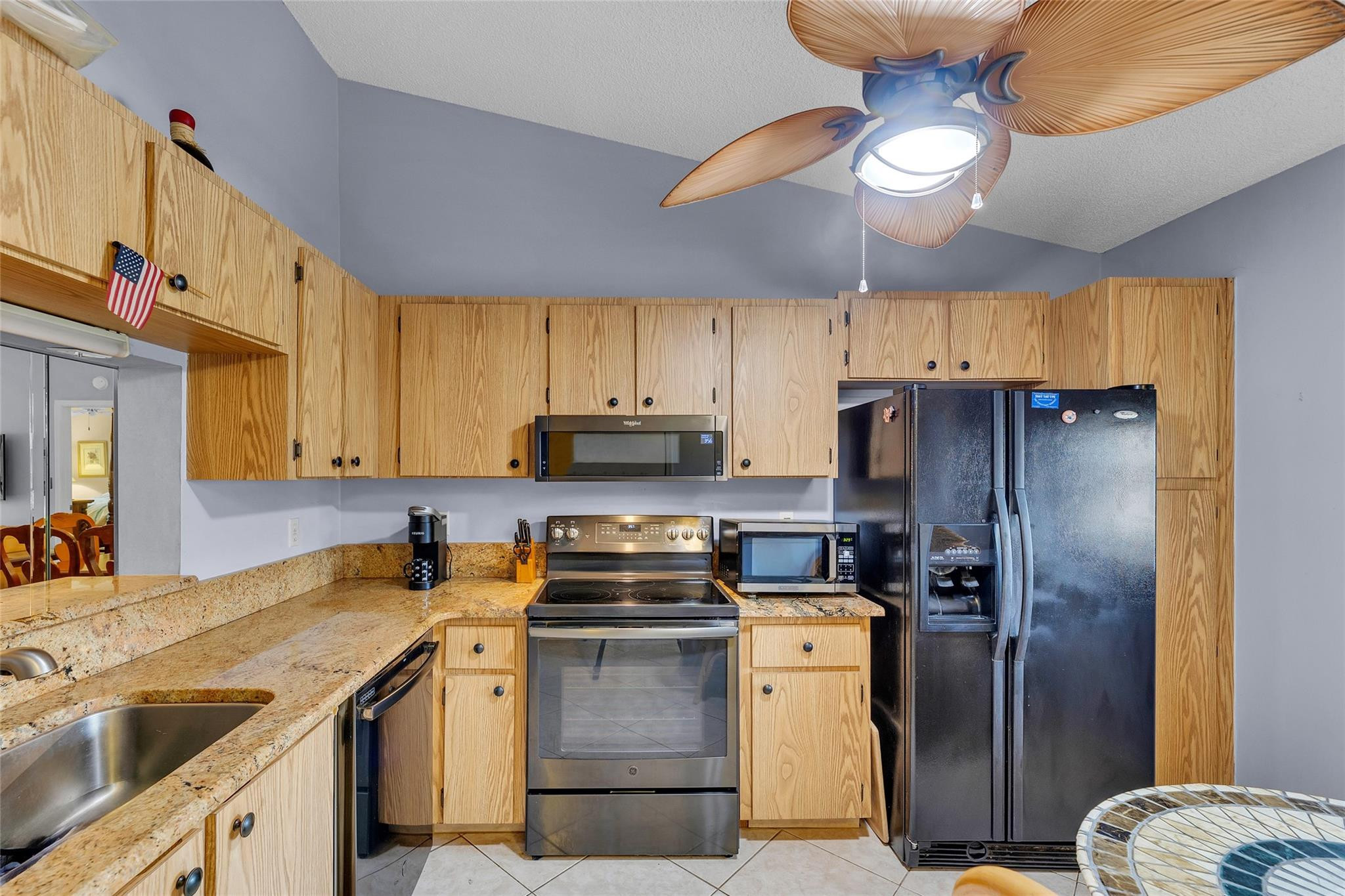 1001 SE 6th Ave #215C
