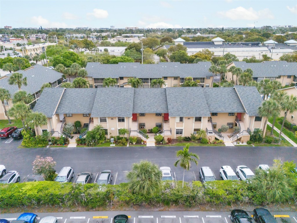 1001 SE 6th Ave 215C