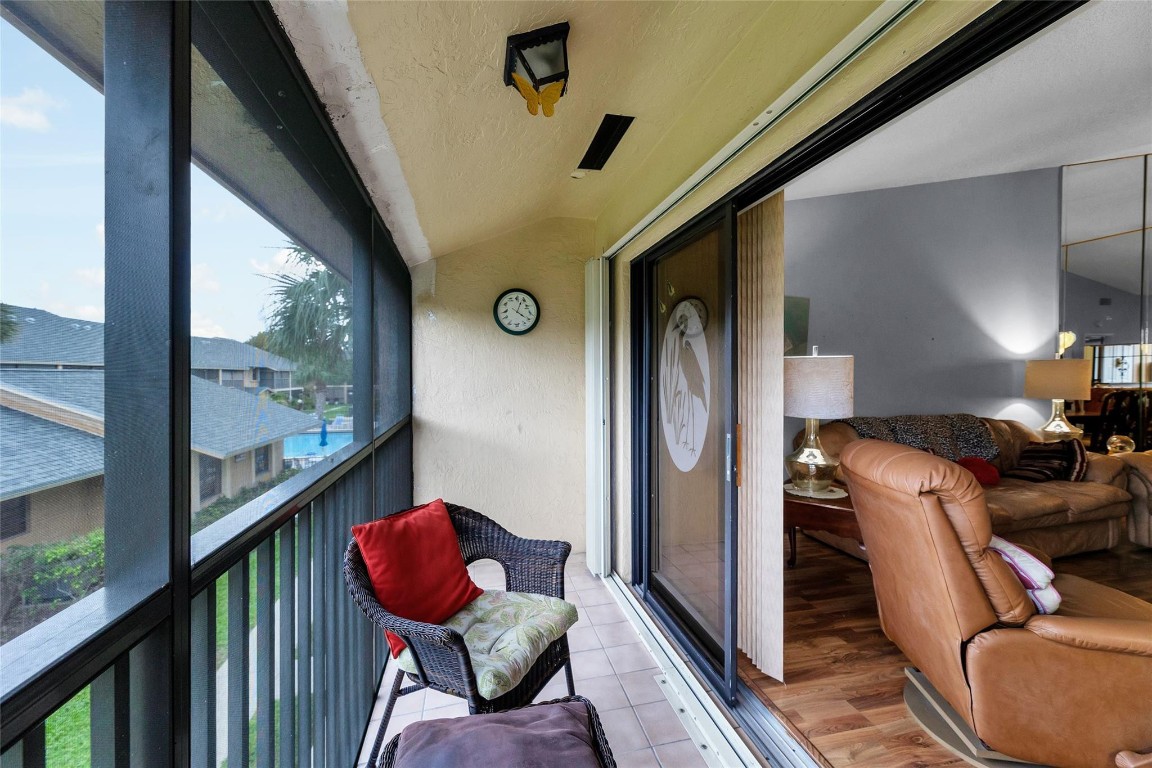 1001 SE 6th Ave 215C