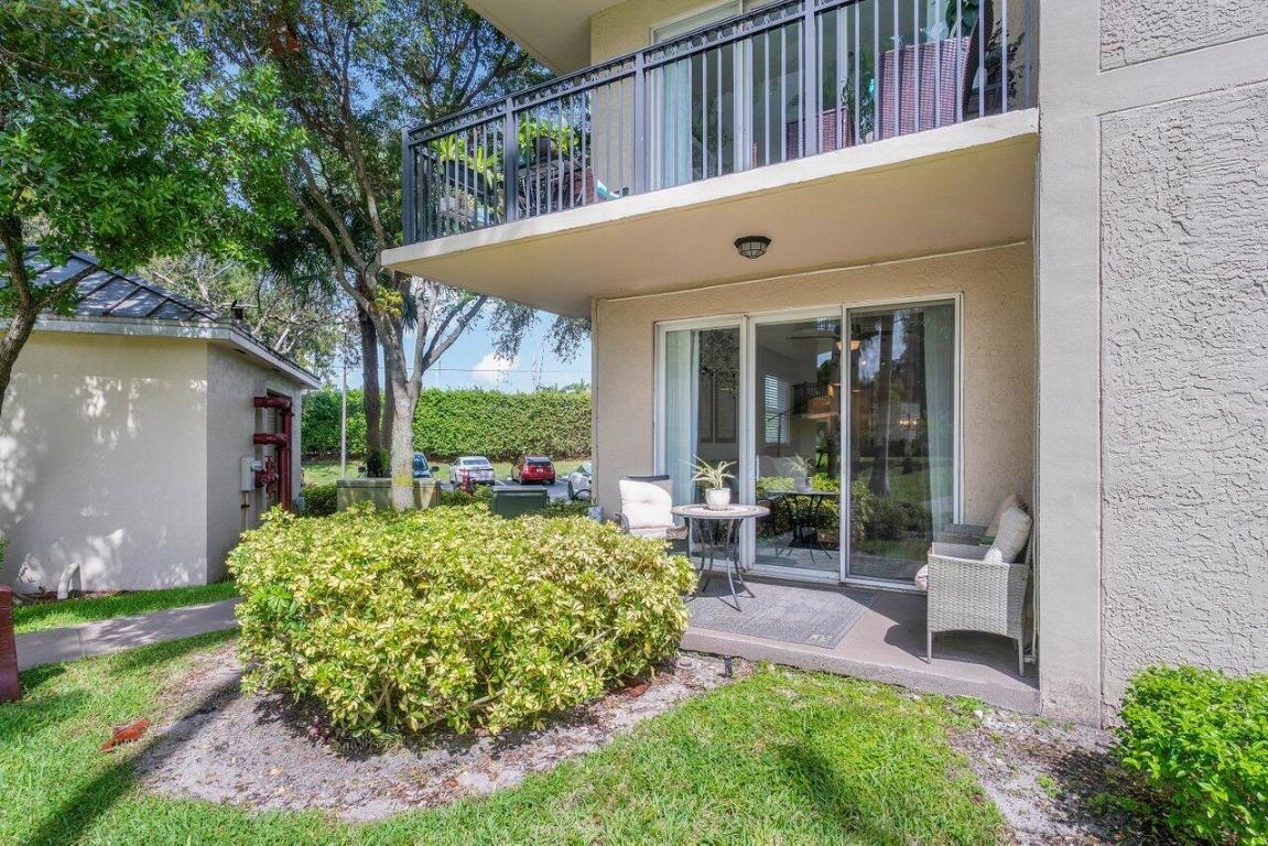 26 Royal Palm Way Unit: 106