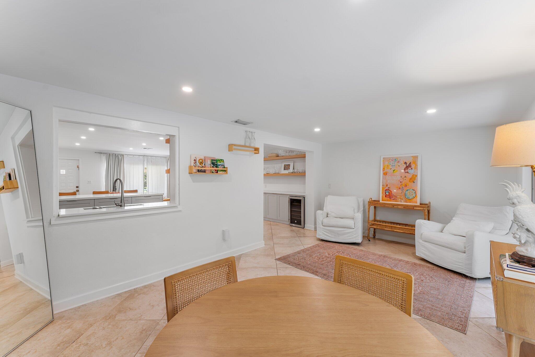 29 SE 8th Avenue