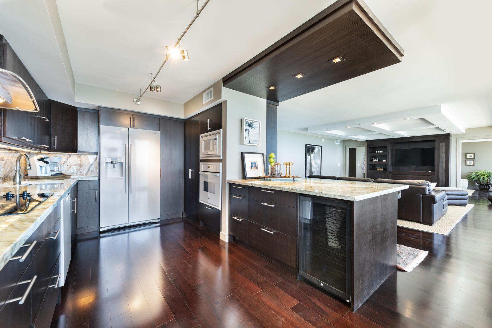 2600 S Ocean Blvd #17c