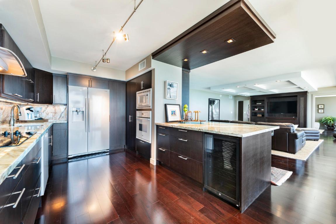 2600 S Ocean Boulevard 17c