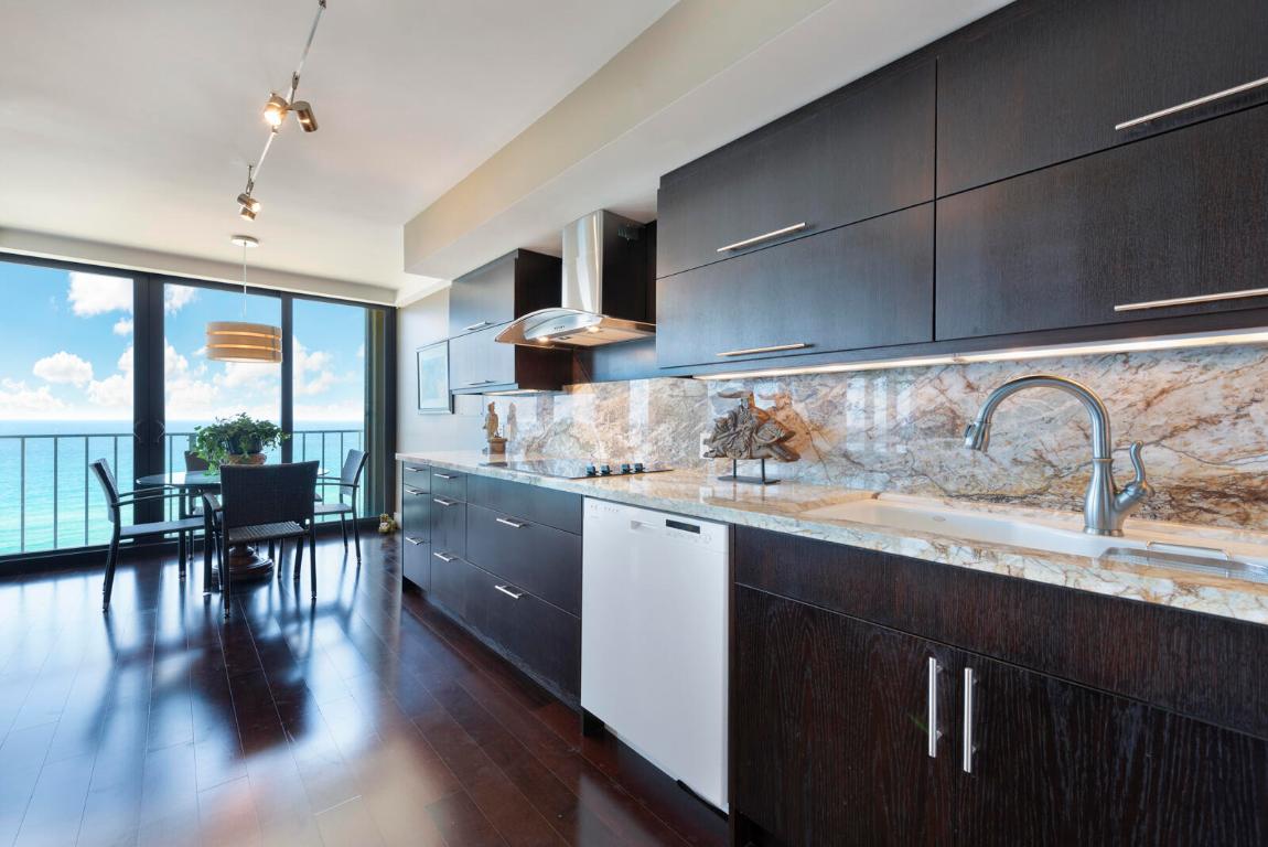 2600 S Ocean Boulevard 17c