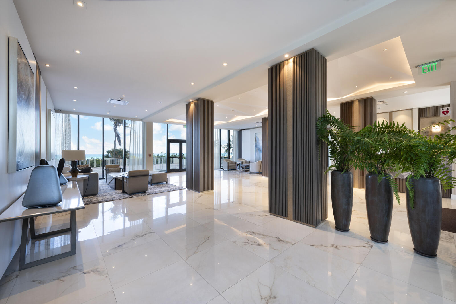 2600 S Ocean Blvd #17c