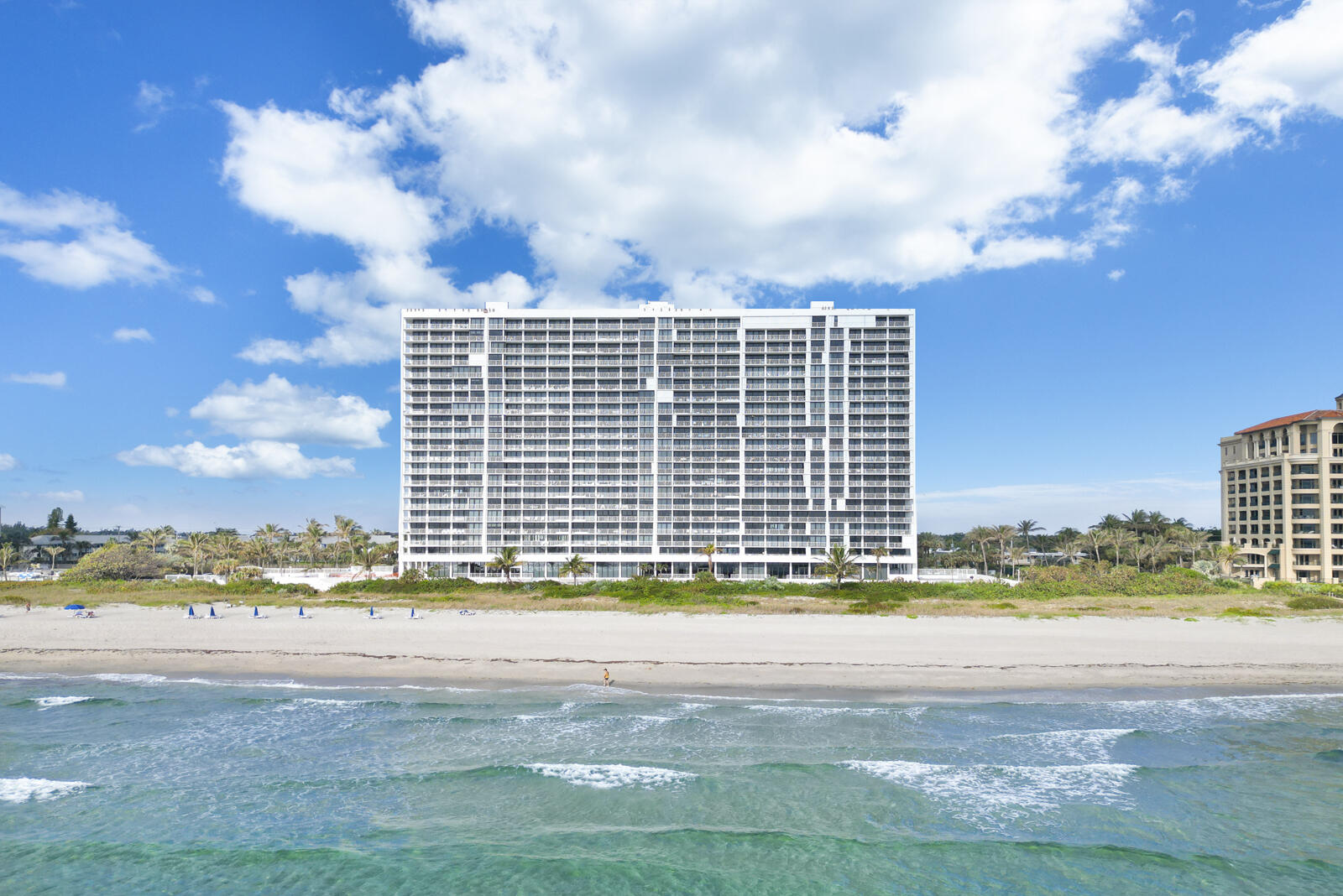 2600 S Ocean Boulevard 17c