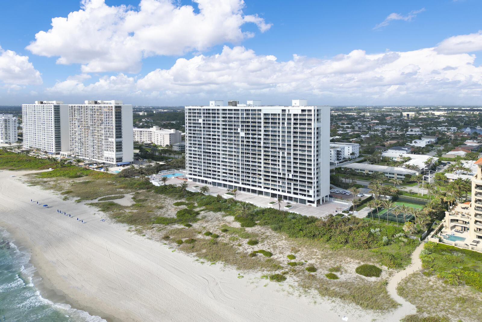 2600 S Ocean Boulevard 17c