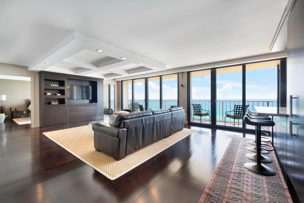 2600 S Ocean Boulevard 17c