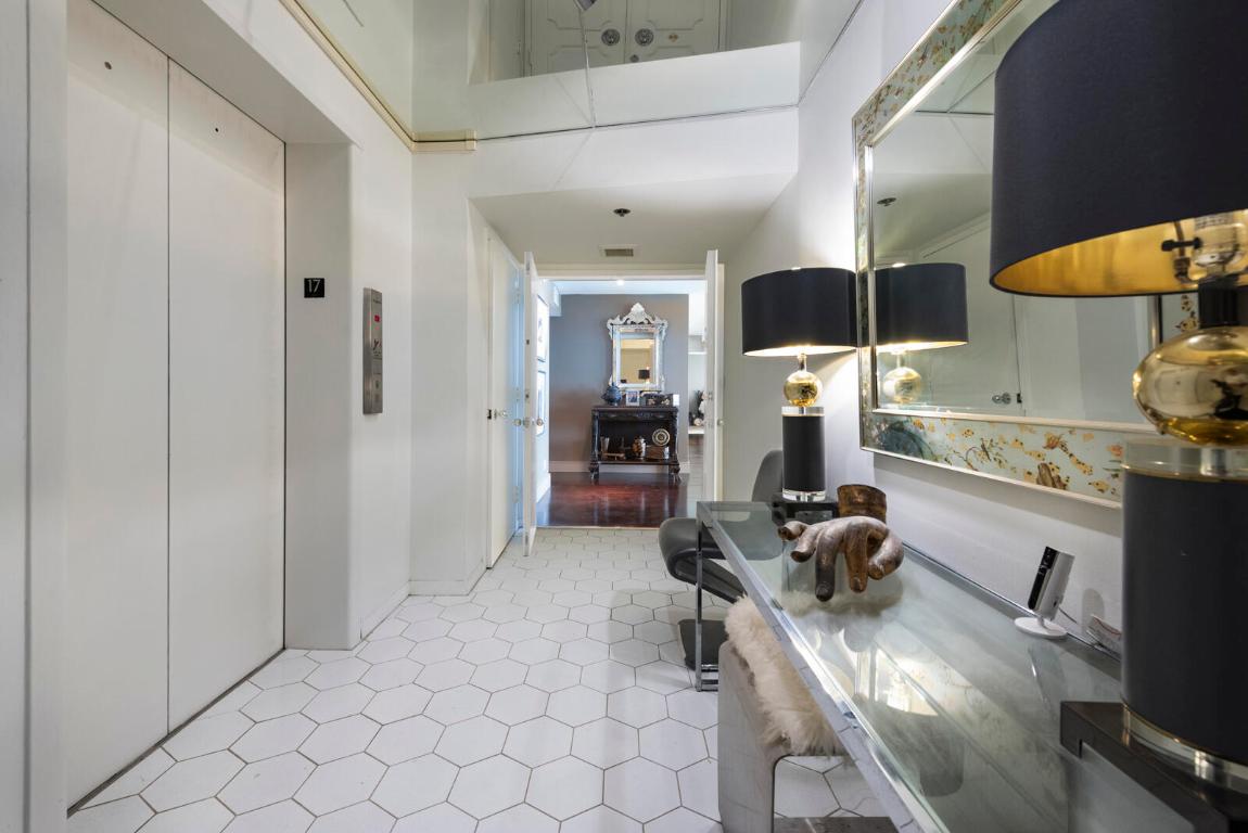 2600 S Ocean Boulevard 17c