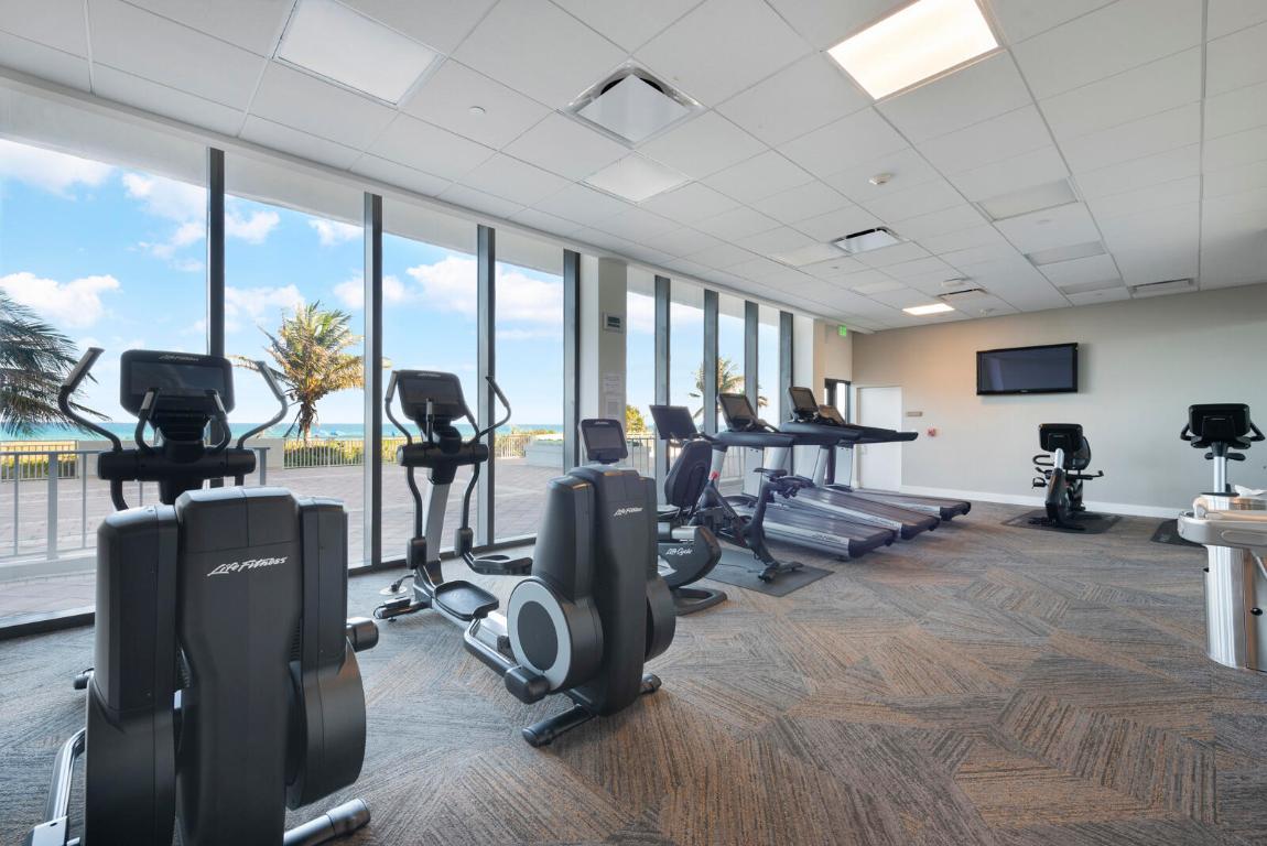 2600 S Ocean Boulevard 17c