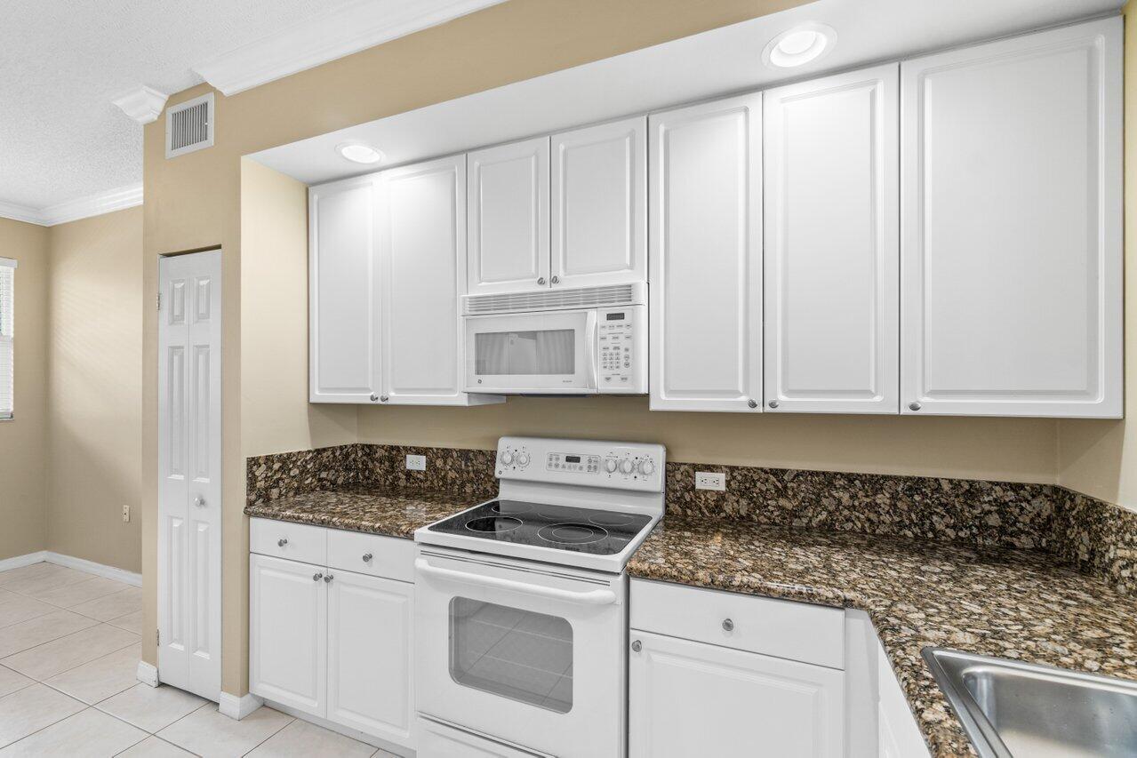 26 Royal Palm Wy #205