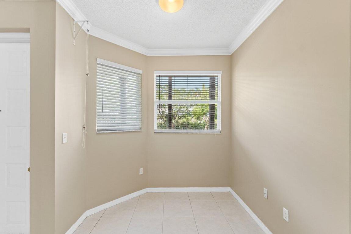 26 Royal Palm Way 205