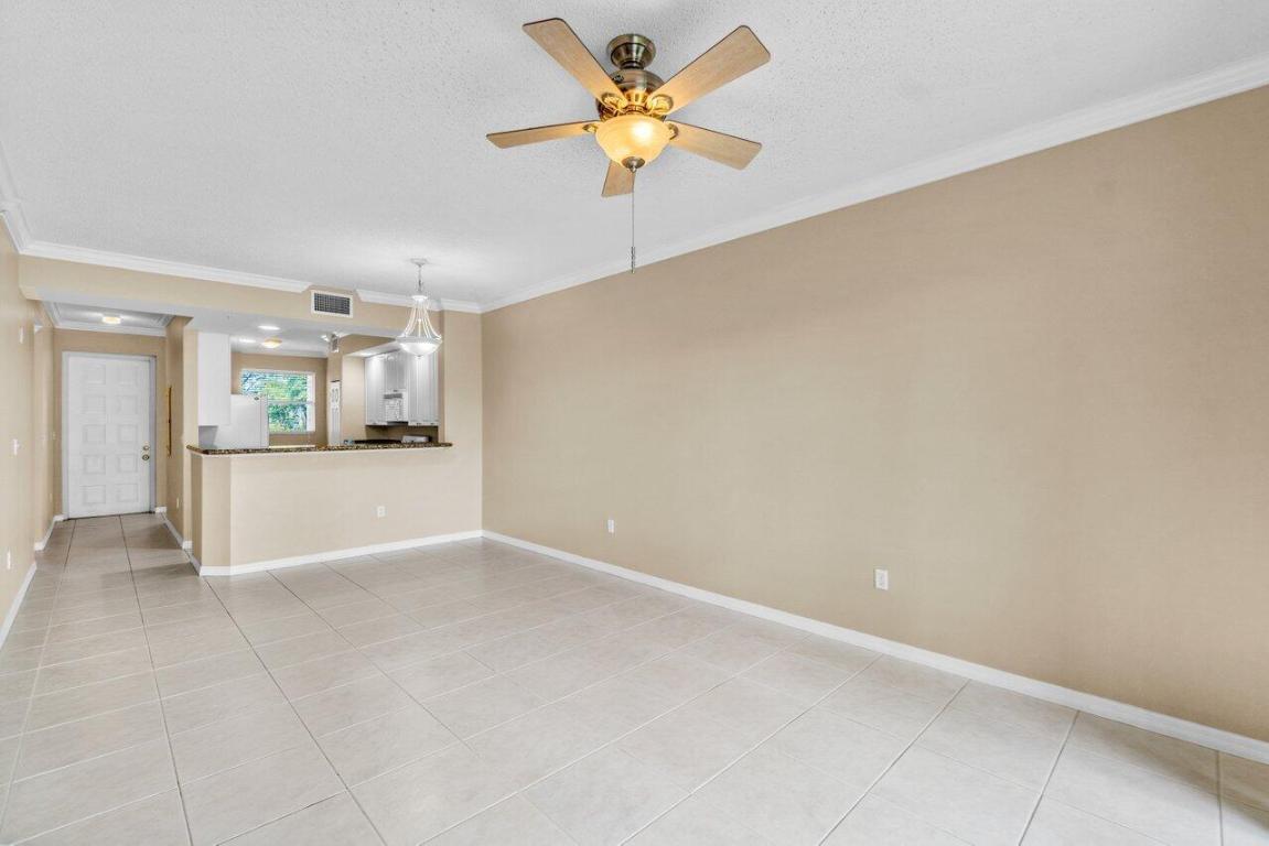 26 Royal Palm Way 205