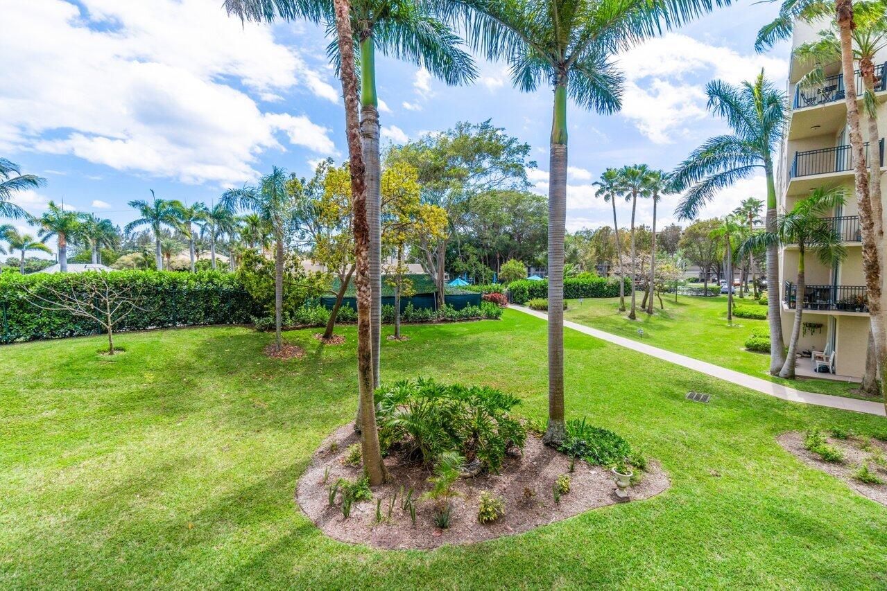 26 Royal Palm Wy #205