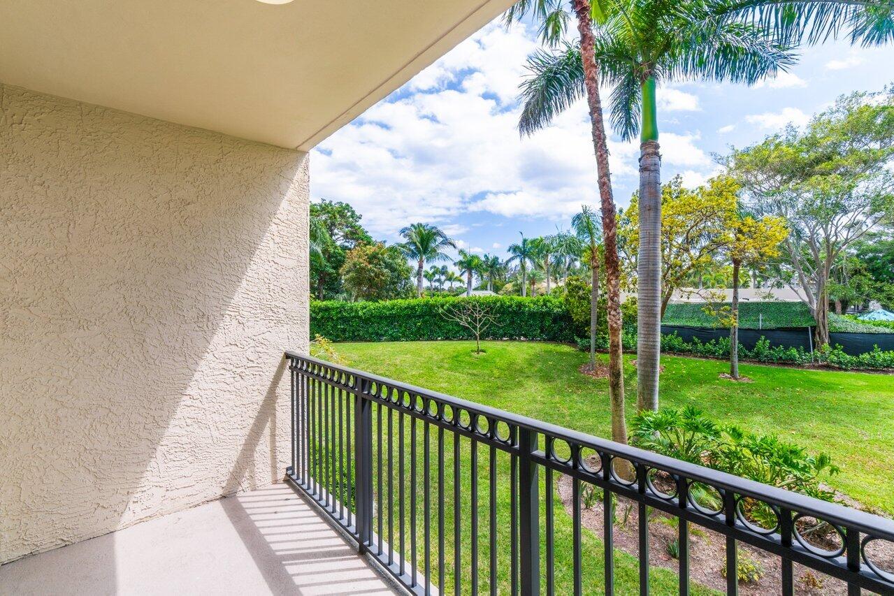 26 Royal Palm Wy #205