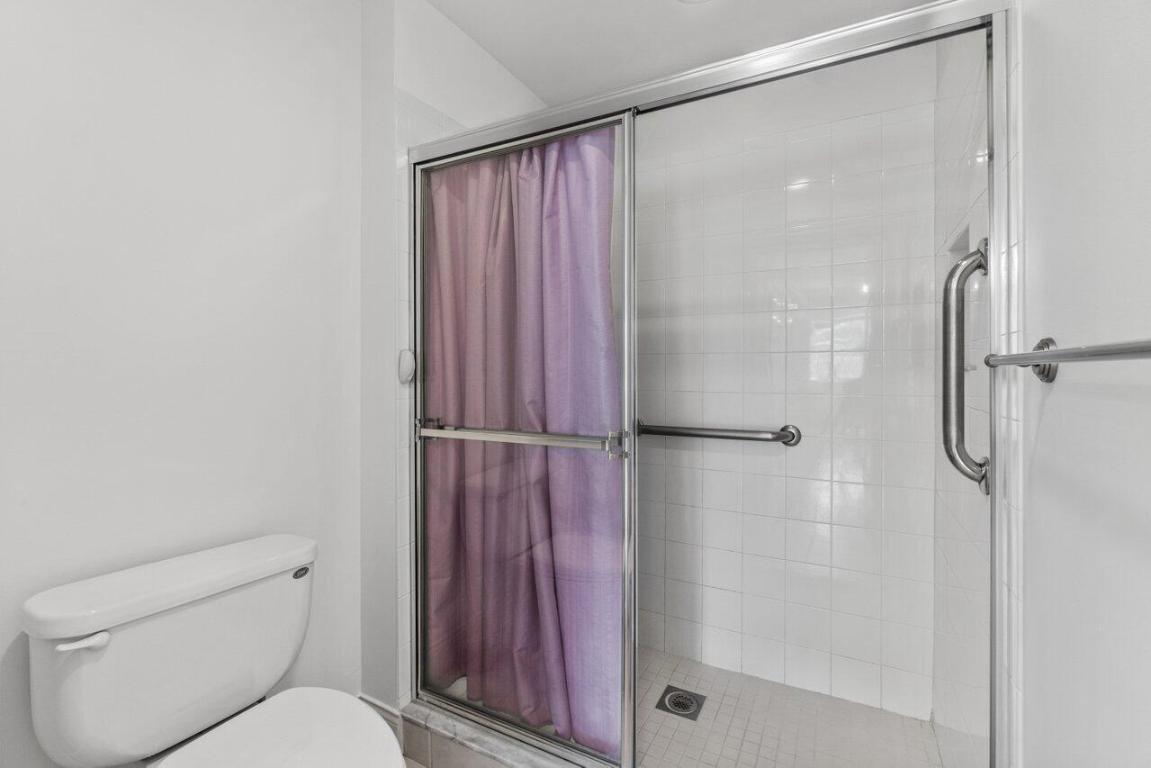 26 Royal Palm Way 205