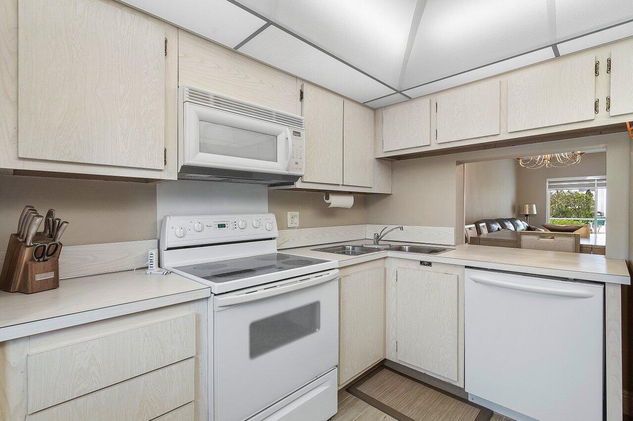 1501 S Ocean Boulevard 109