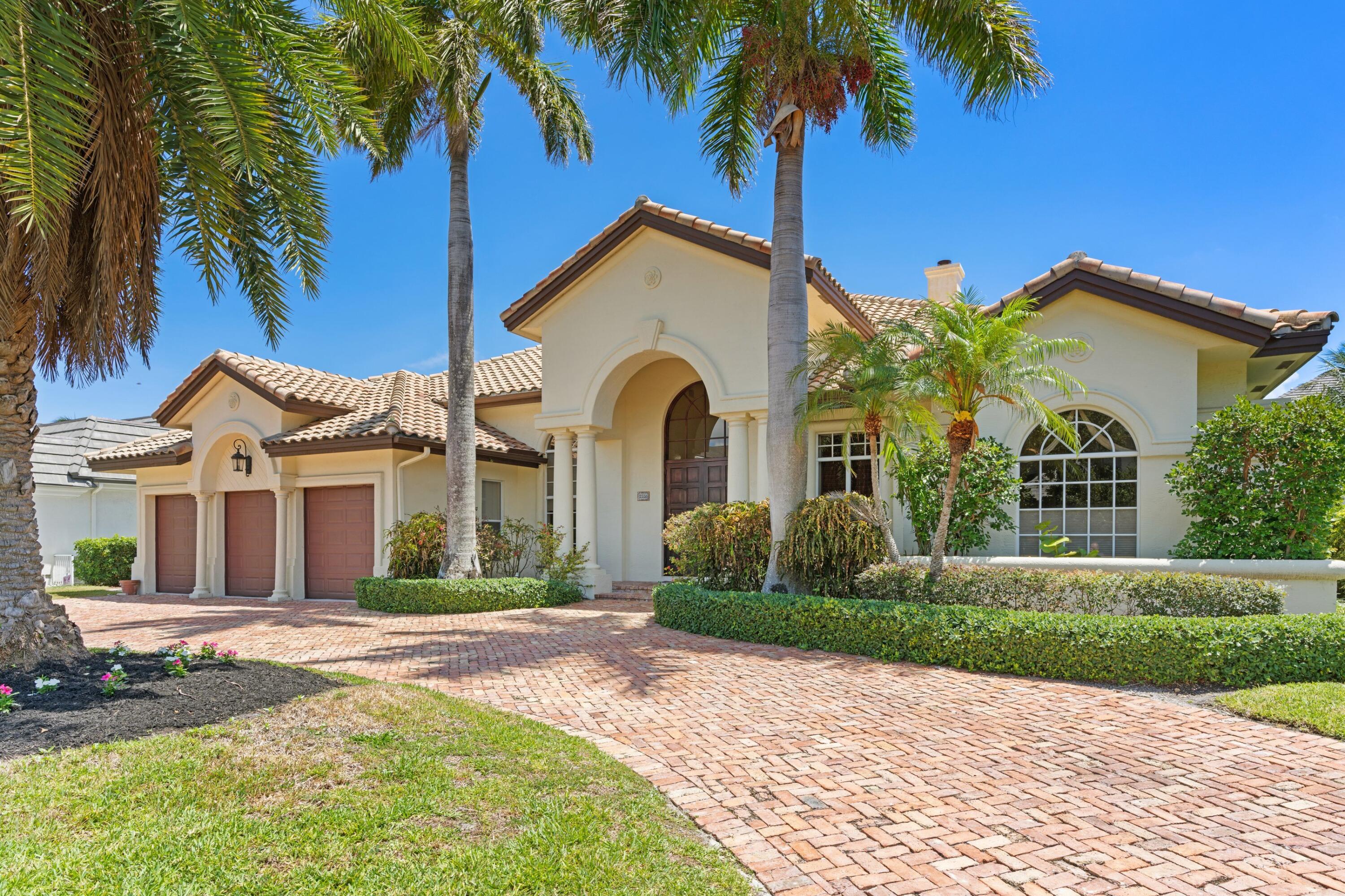 2338 W Maya Palm Dr