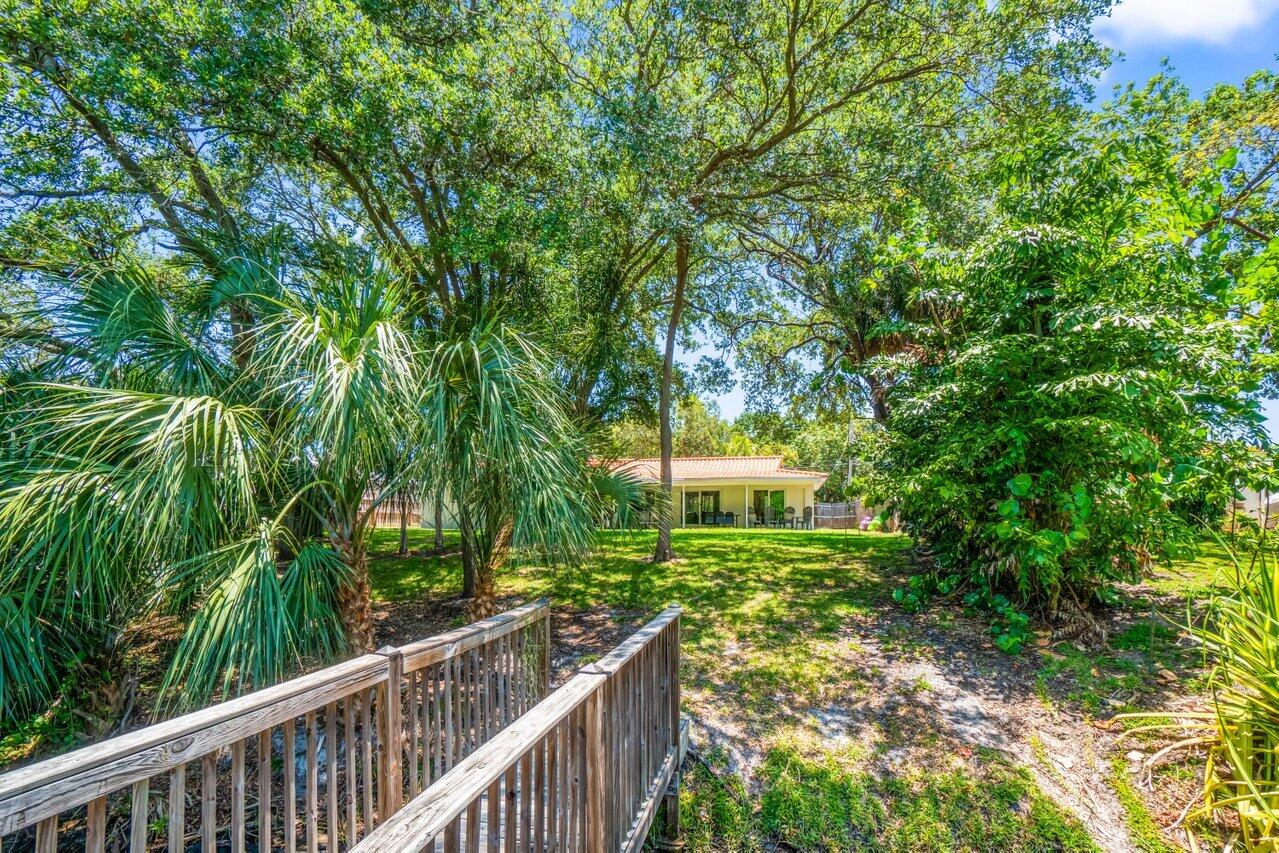 1101 NW 6th Ave