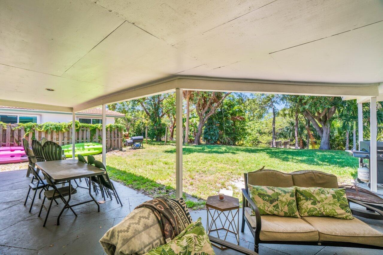 1101 NW 6th Ave
