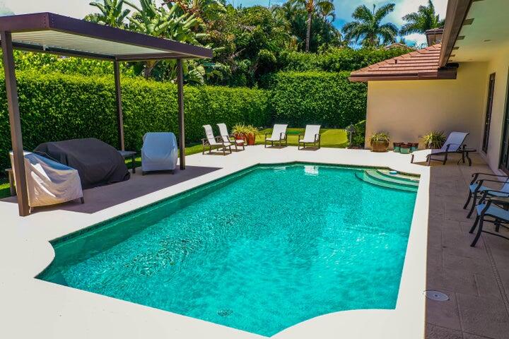 2121 Areca Palm Road