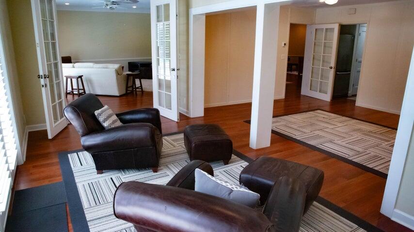 2121 Areca Palm Road