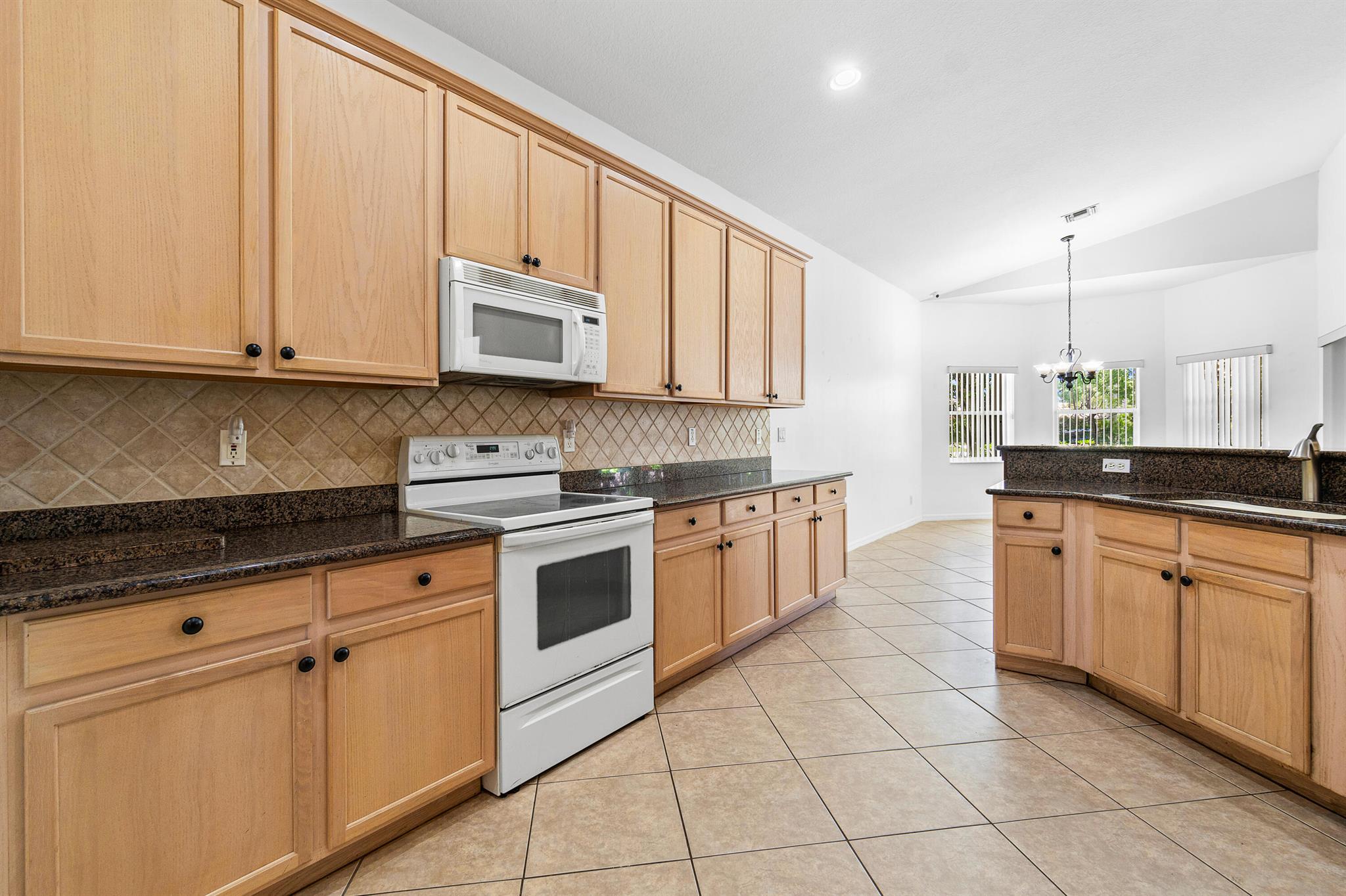 8232 Grand Messina Circle