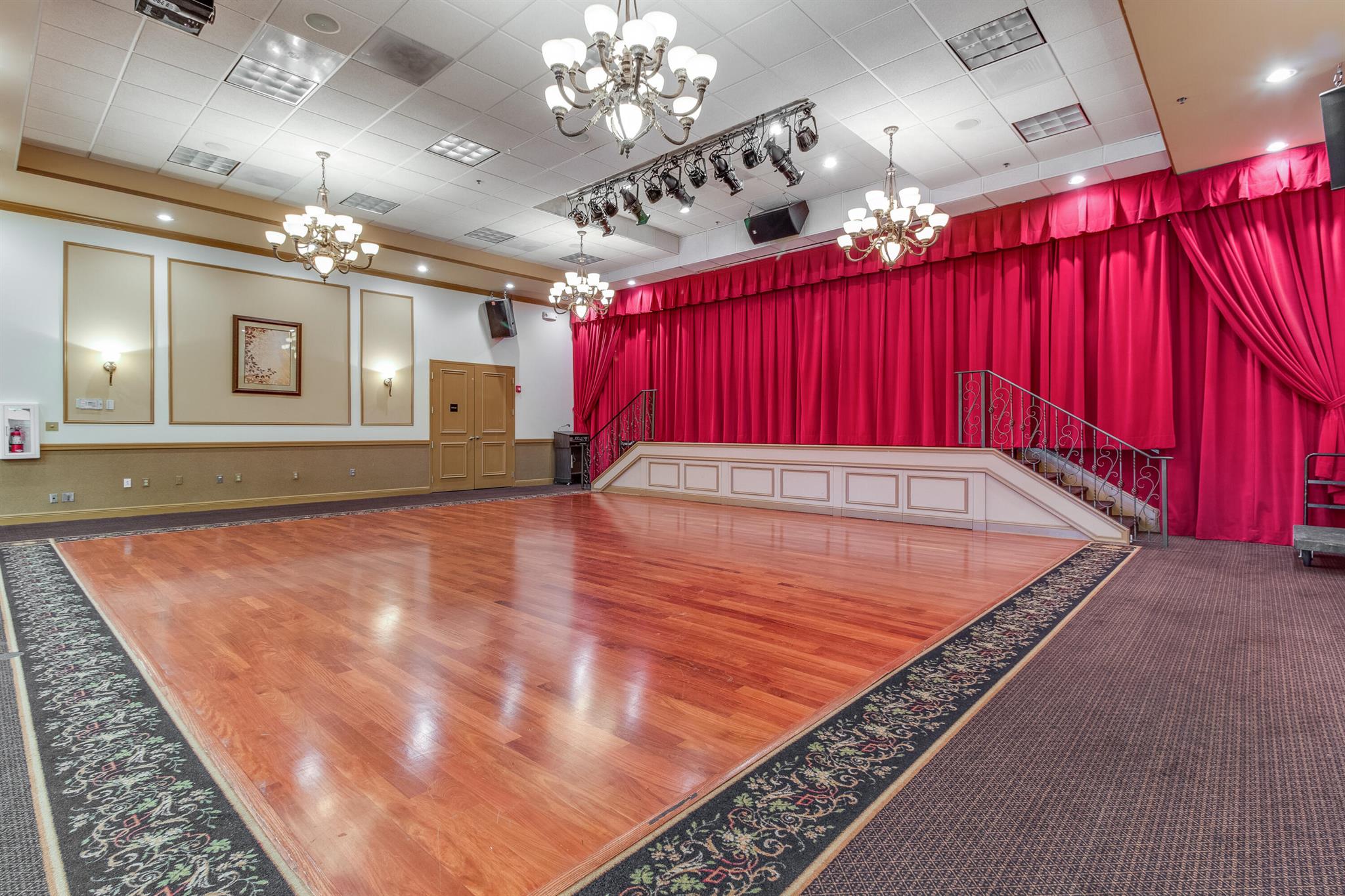 8232 Grand Messina Circle