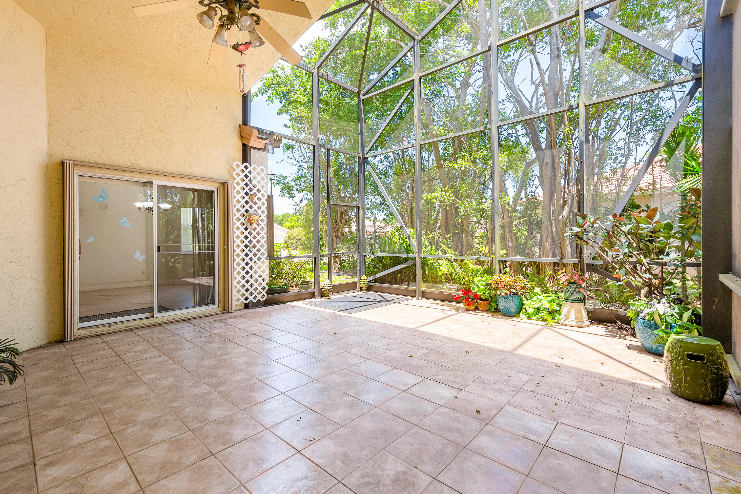 8232 Grand Messina Cir