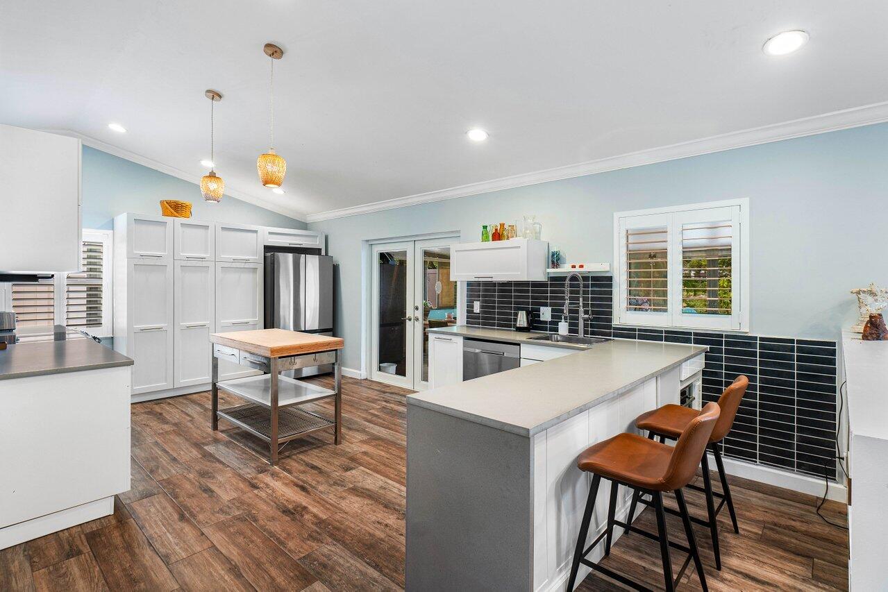 603 NW 11th St