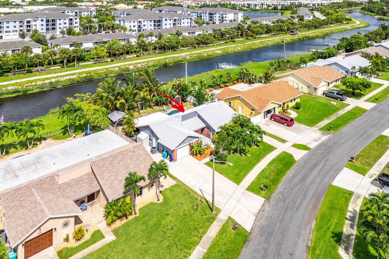 603 NW 11th St