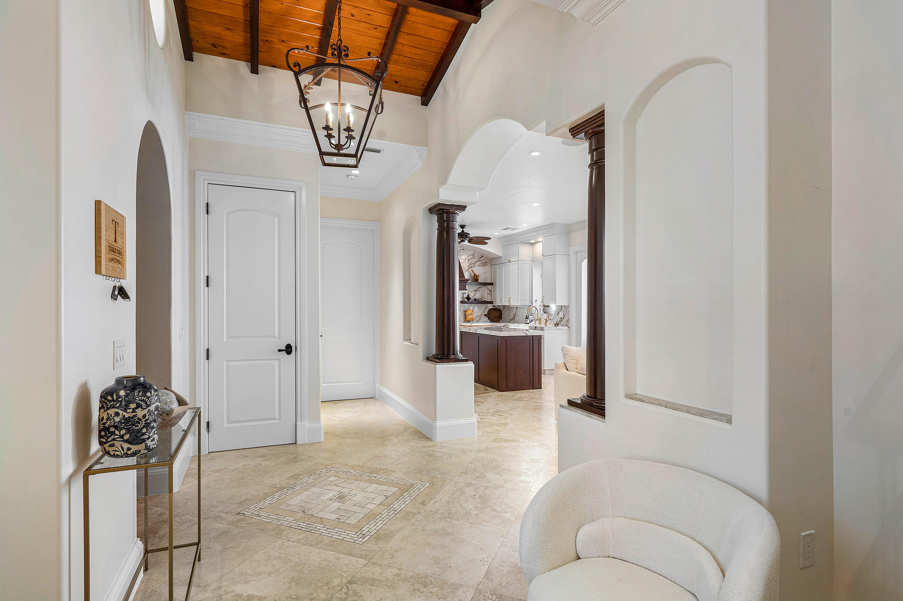 729 NW 7th St