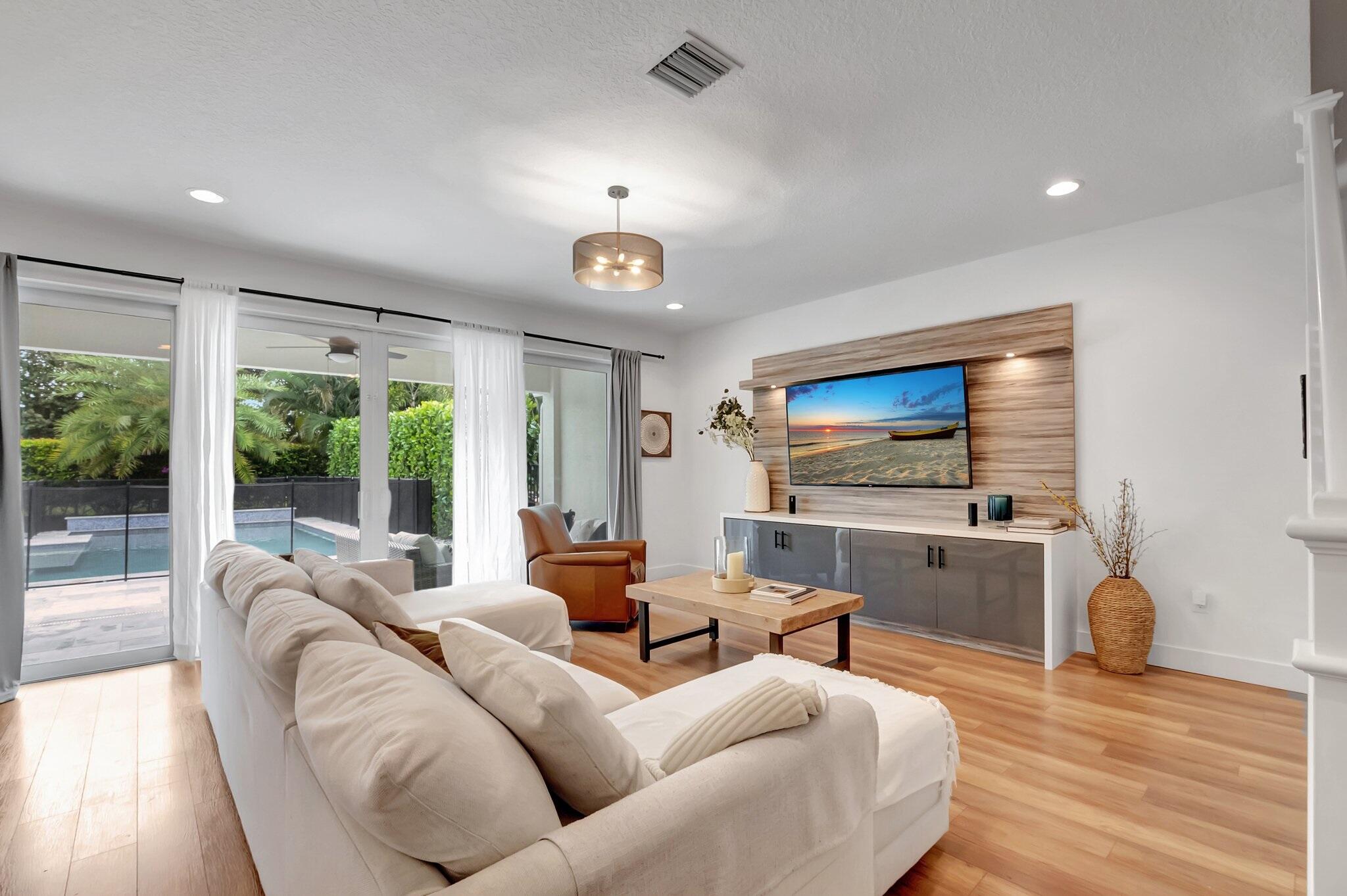9967 Steamboat Springs Cir
