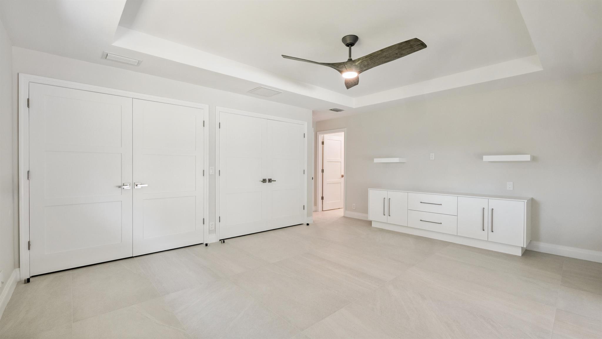 2839 Banyan Boulevard Circle NW