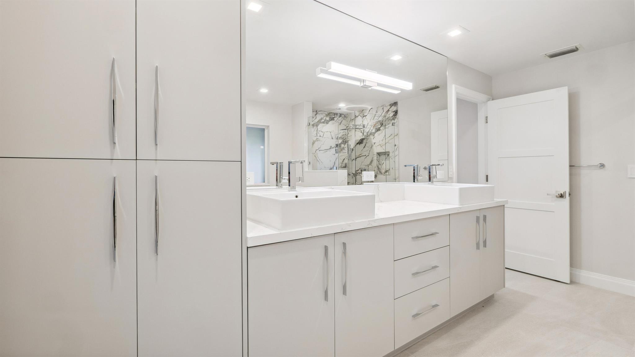 2839 Banyan Boulevard Circle NW