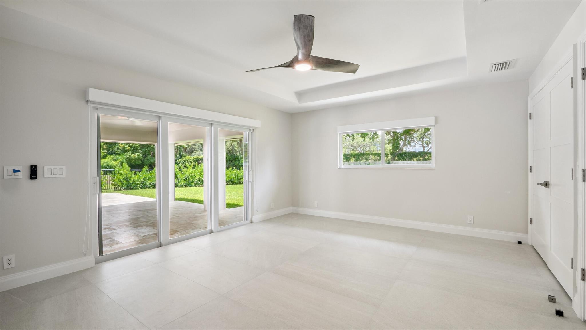 2839 Banyan Boulevard Circle NW