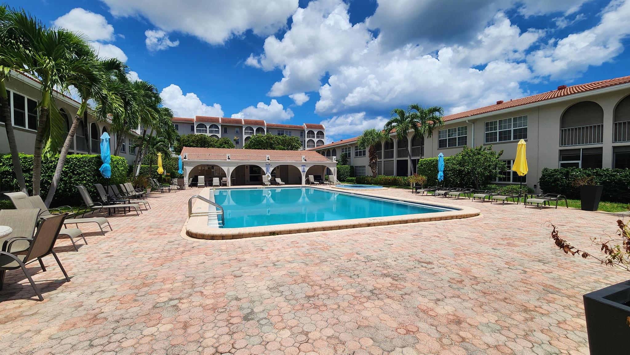 250 NE 20th Street 2190