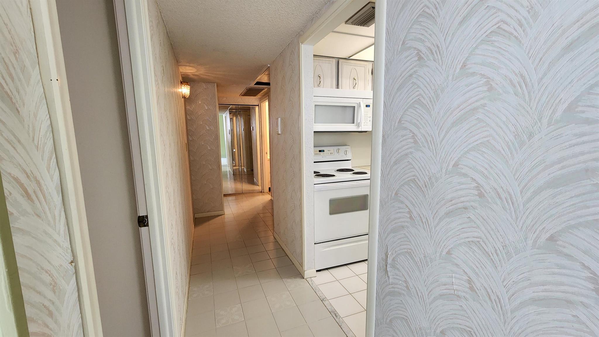 250 NE 20th Street 2190