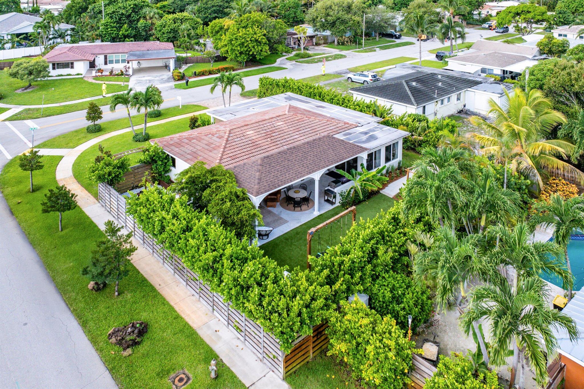499 NE 28th Road