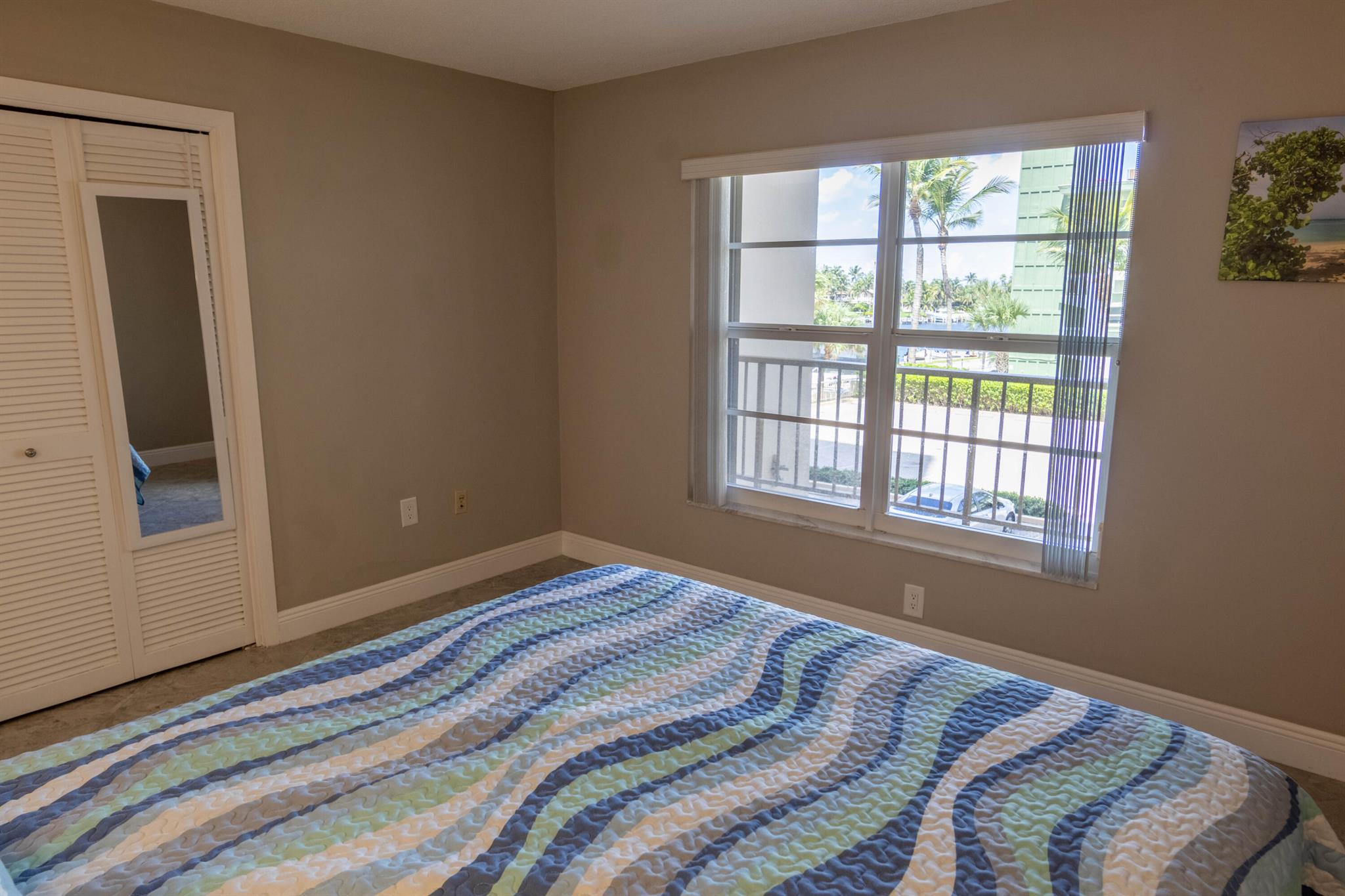 1021 Hillsboro Mile 103