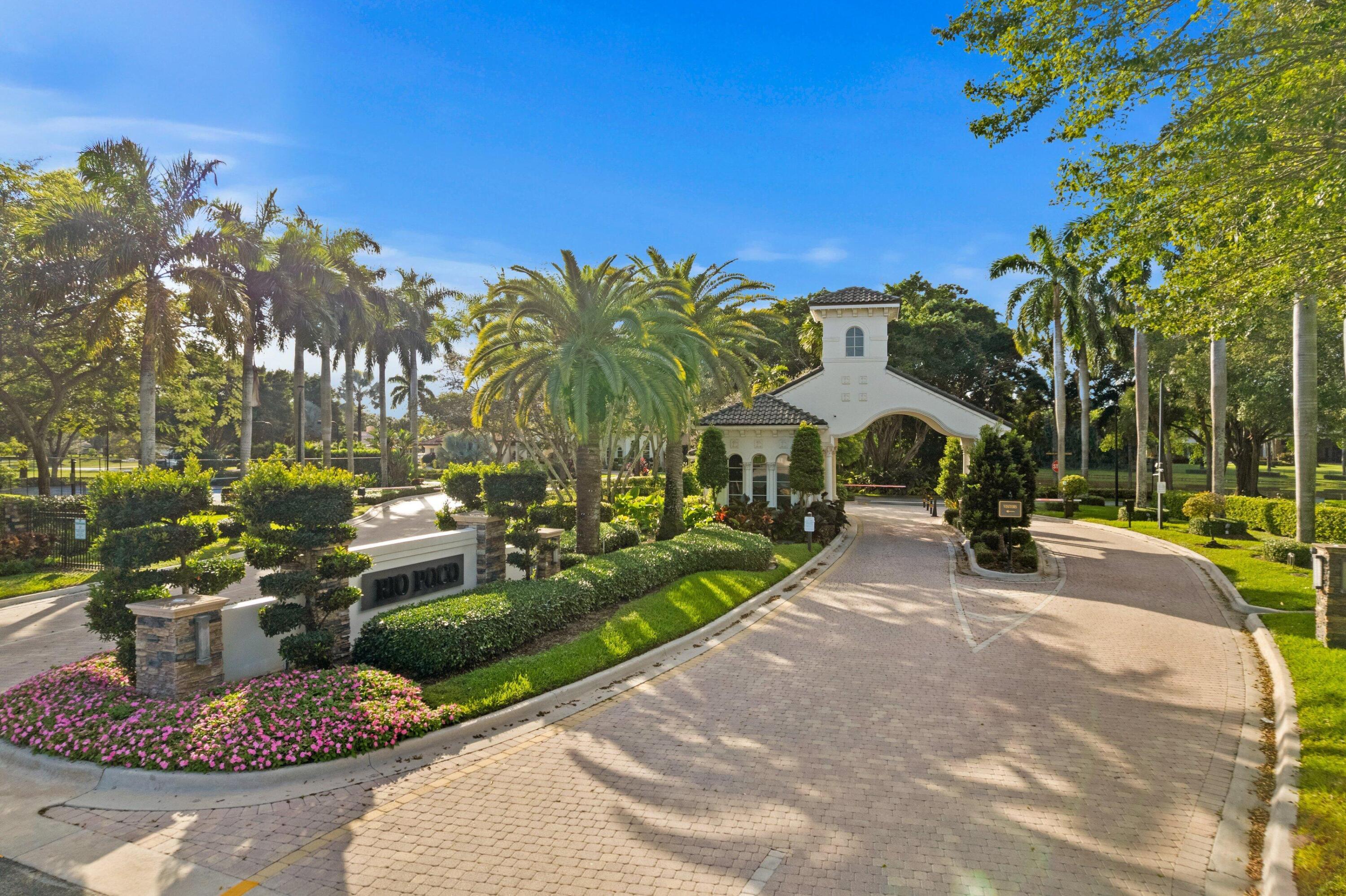 10196 Avenida Del Rio