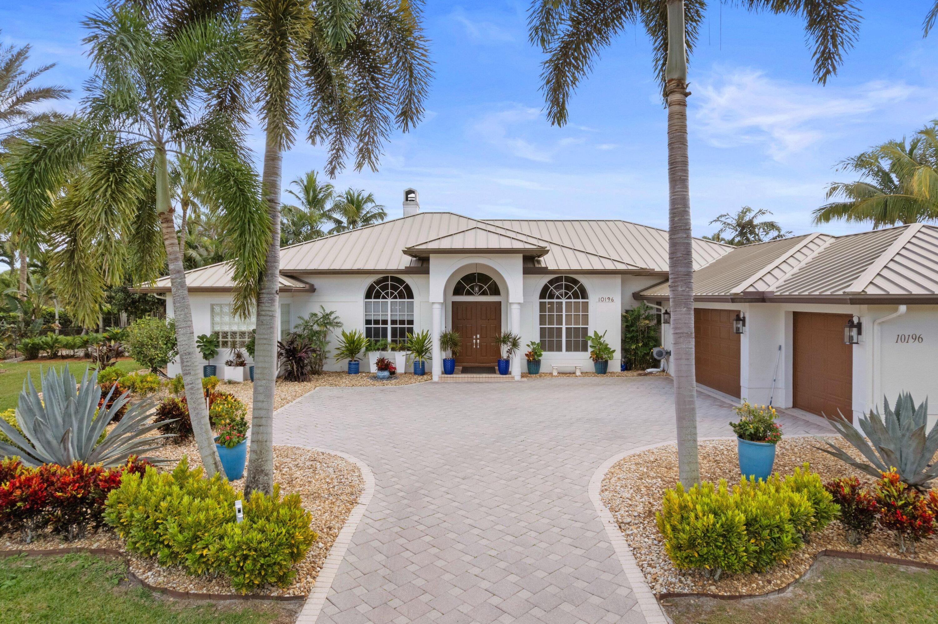 10196 Avenida Del Rio