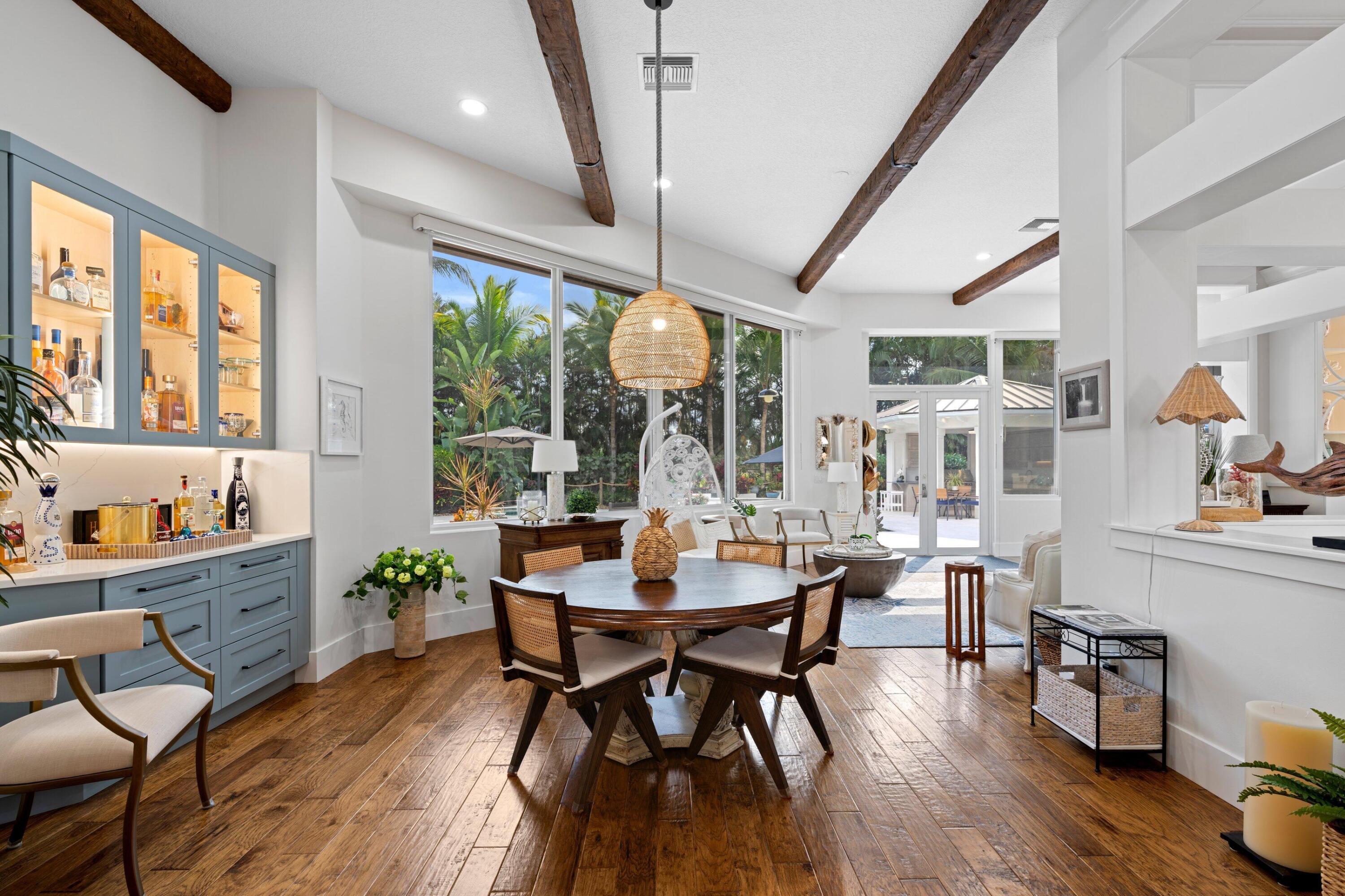 10196 Avenida Del Rio