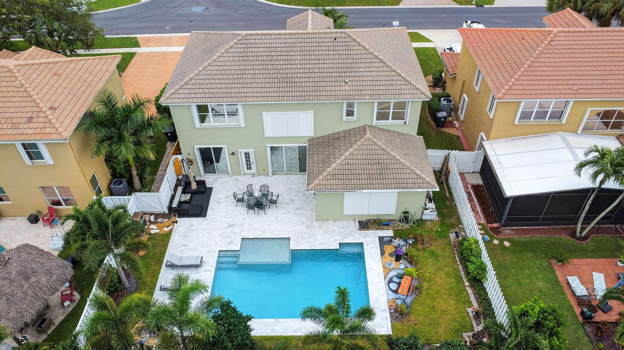 6394 Sand Hills Cir