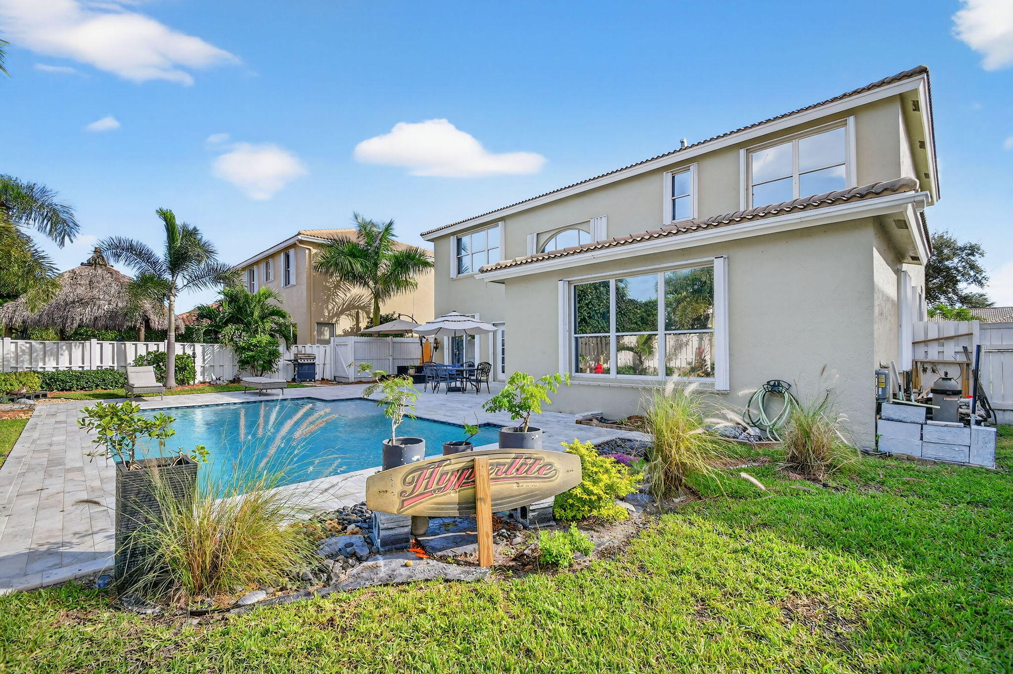 6394 Sand Hills Cir